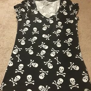 Skull Top